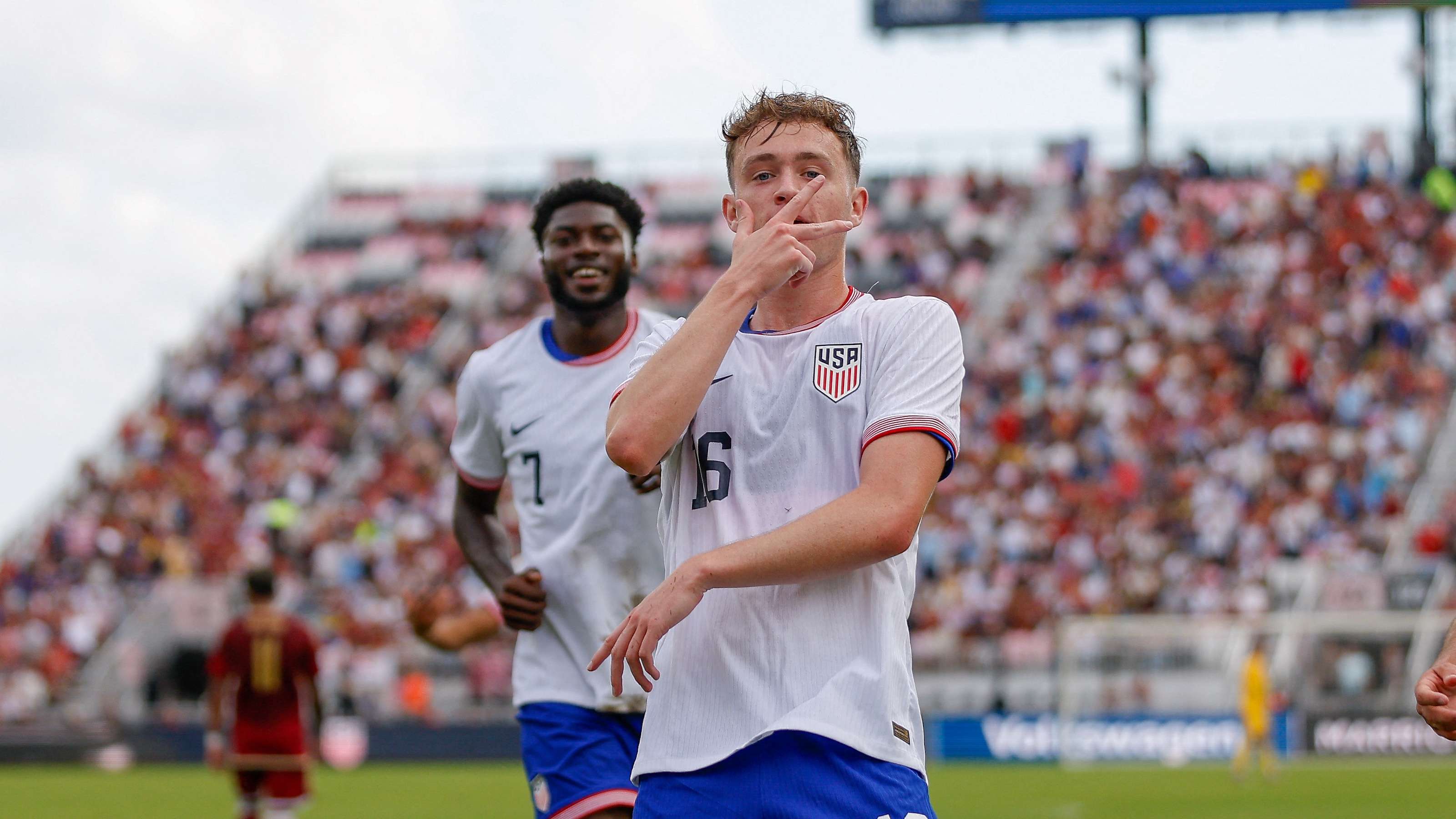 交锋中并非 交锋中并非